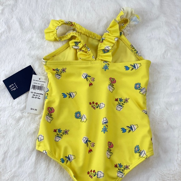 (NWT) BabyGap swimsuit - Picture 5 of 5